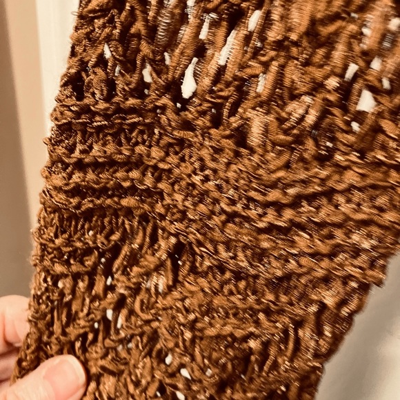 ⭐️2/$30⭐️ Bronze crochet knit sweater, lacy/loose pattern, size L - Picture 4 of 4